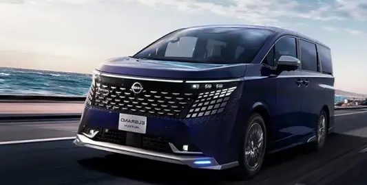 Nissan Elgrand e-4orce